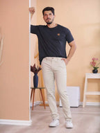 Calça Masculina em Sarja com Elastano Estilo Alfaiataria