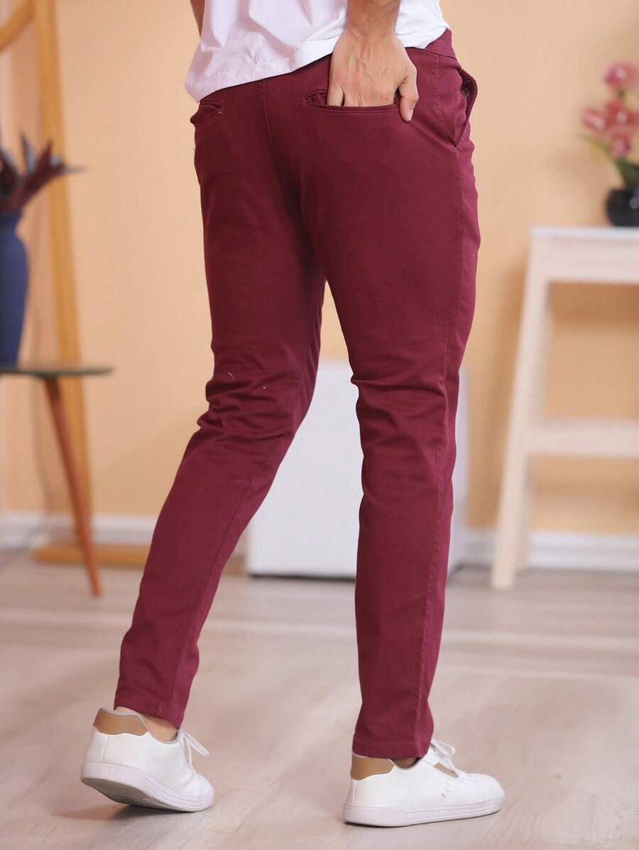 Calça Masculina em Sarja com Elastano Estilo Alfaiataria