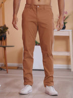 Calça Masculina em Sarja com Elastano Estilo Alfaiataria