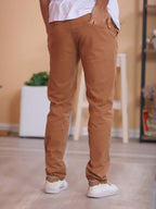 Calça Masculina em Sarja com Elastano Estilo Alfaiataria