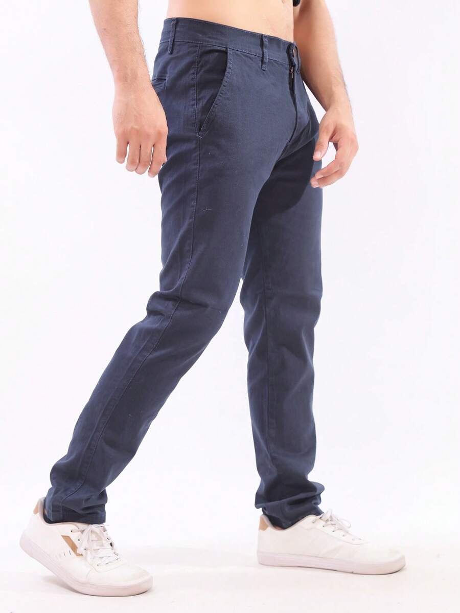 Calça Masculina em Sarja com Elastano Estilo Alfaiataria