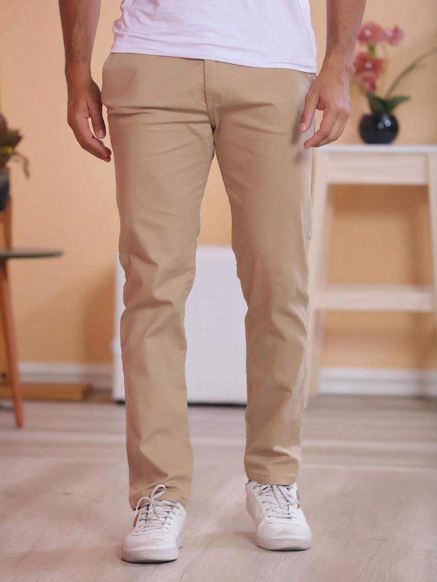 Calça Masculina em Sarja com Elastano Estilo Alfaiataria