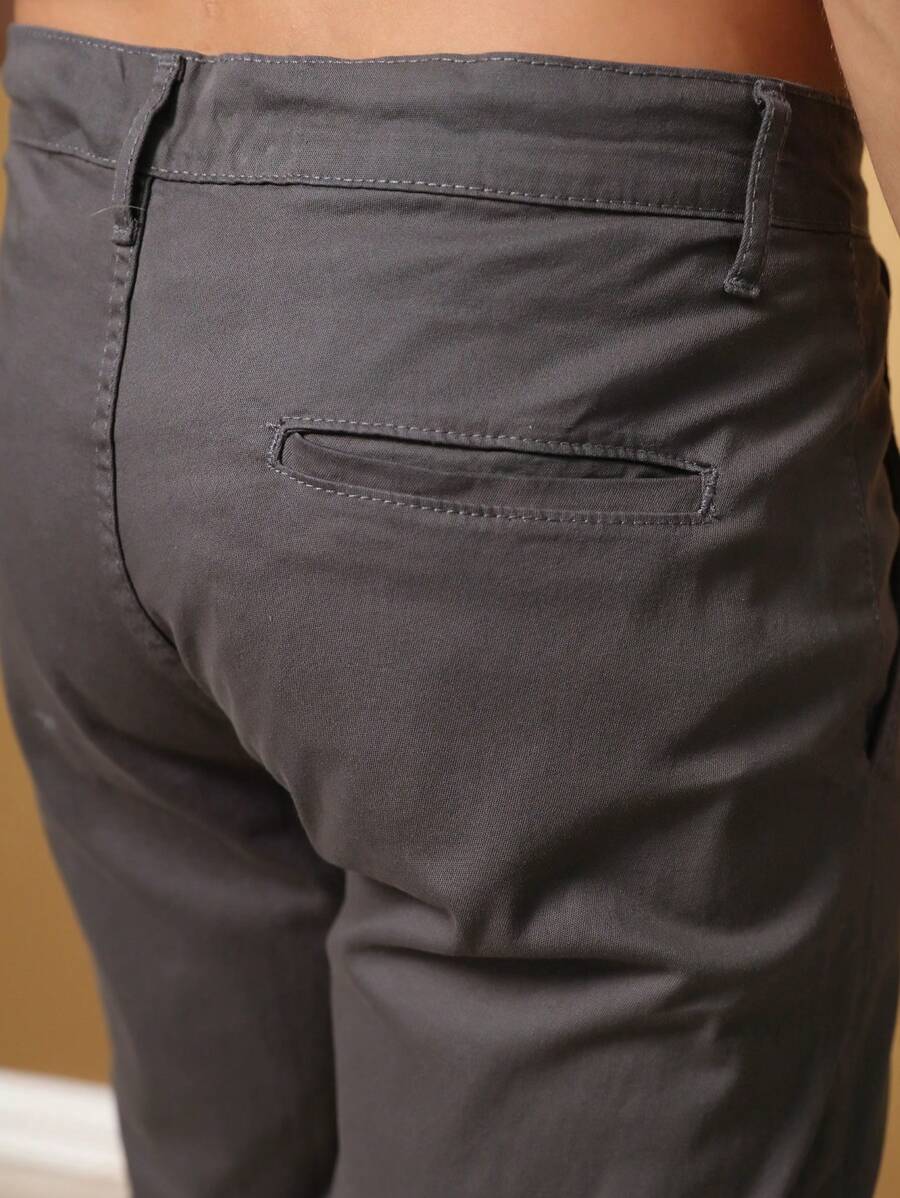 Calça Masculina em Sarja com Elastano Estilo Alfaiataria