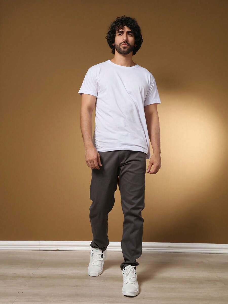 Calça Masculina em Sarja com Elastano Estilo Alfaiataria