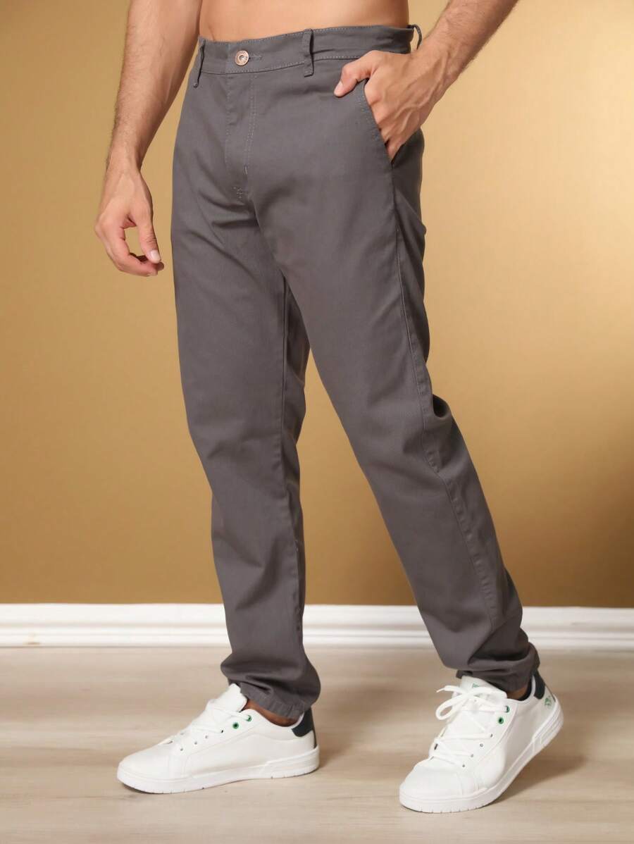 Calça Masculina em Sarja com Elastano Estilo Alfaiataria