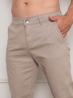 Calça Masculina em Sarja com Elastano Estilo Alfaiataria
